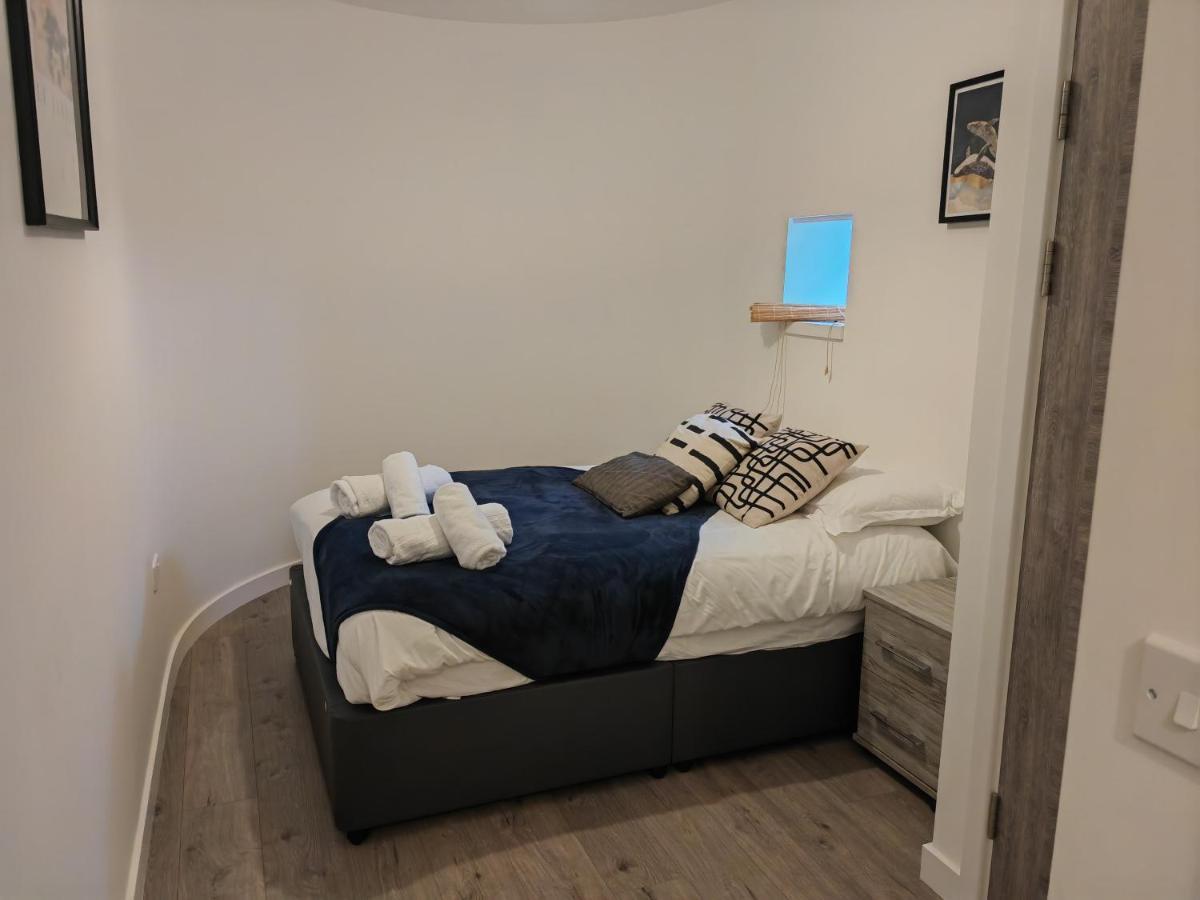 404 Bayard Plaza 2 Bedroom Apartment With Outside Terrace Peterborough Eksteriør bilde